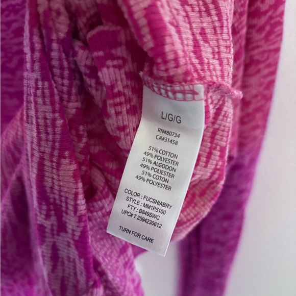 Miley Cyrus & Max Azria Fuchsia Long Sleeve Top - Picture 3 of 4